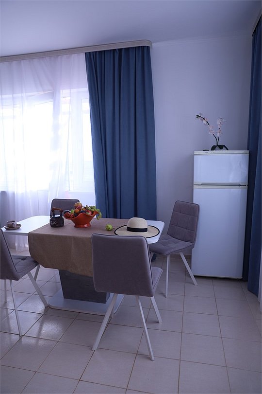 Люкс 4-местный 2-комнатный