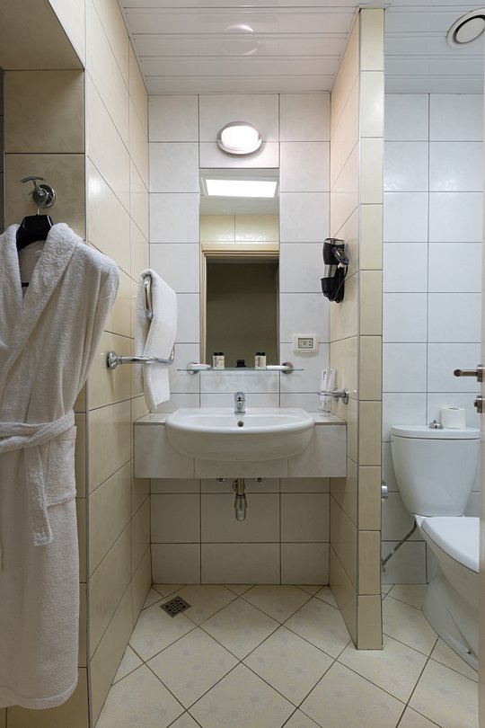 Люкс 4-местный 3-комнатный