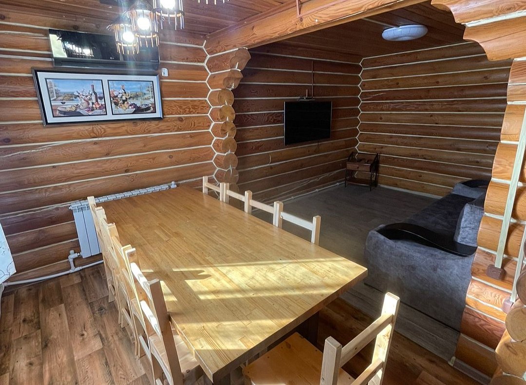 Дом 9-местный (из бруса с баней)