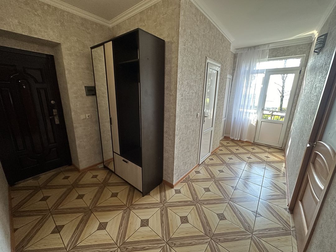 Стандартный 5-местный 2-комнатный (с балконом)