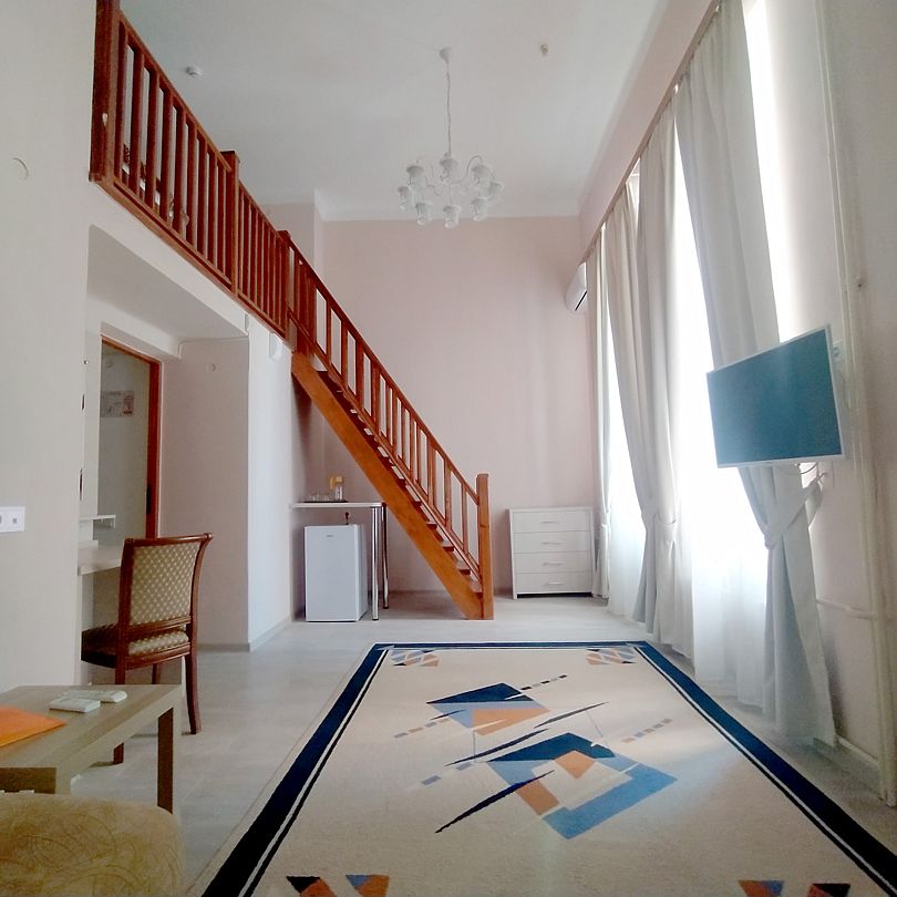 ПК 2-местный 2-уровневый (односпальные кровати, с диваном, №6)