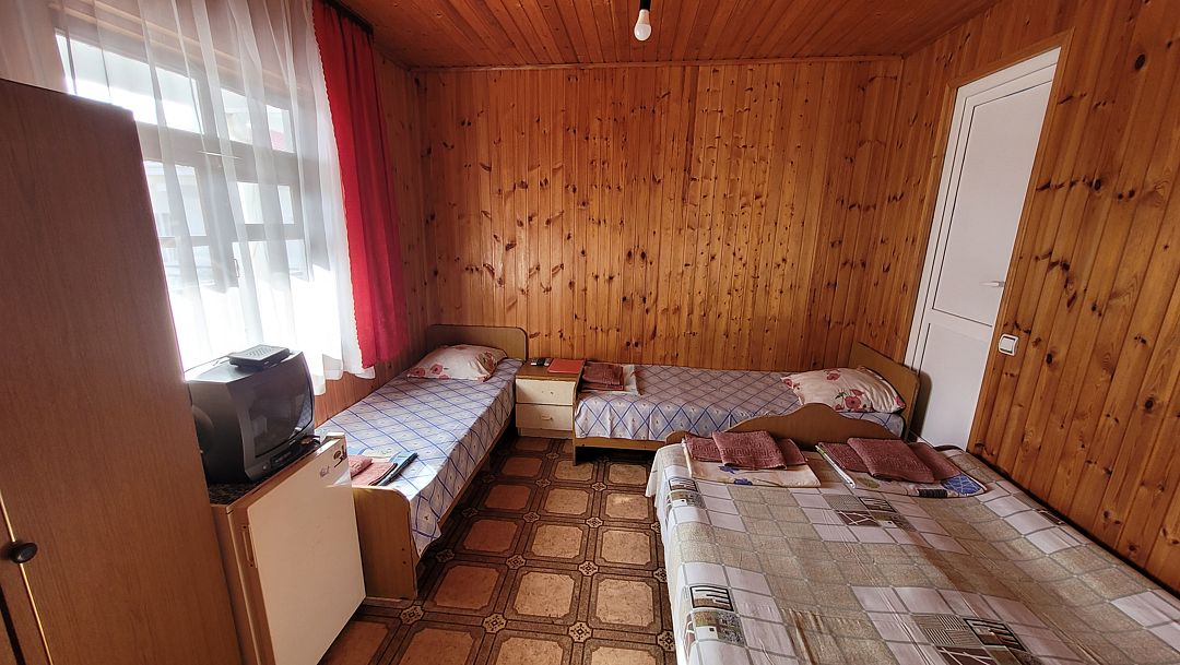 Стандартный 4-местный 1-комнатный