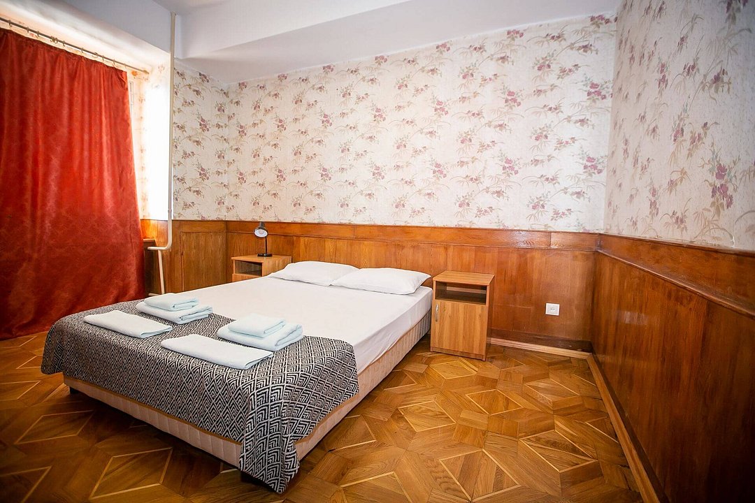 Люкс 4-местный 3-комнатный (вид на море)