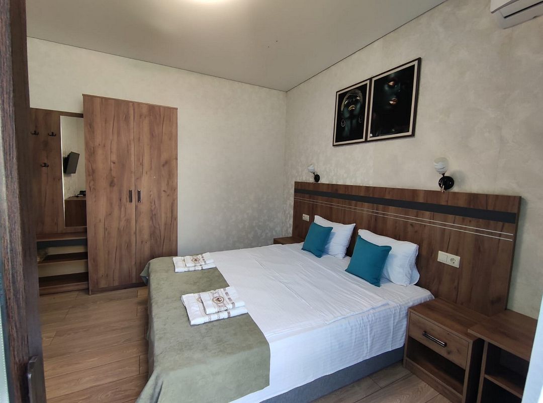 Стандартный 2-местный (с выходом на террасу)