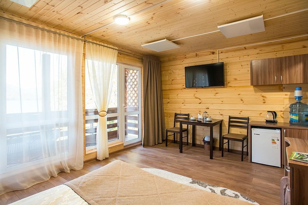 Домик 2-местный VIP №1-7 (ул. Телецкая)