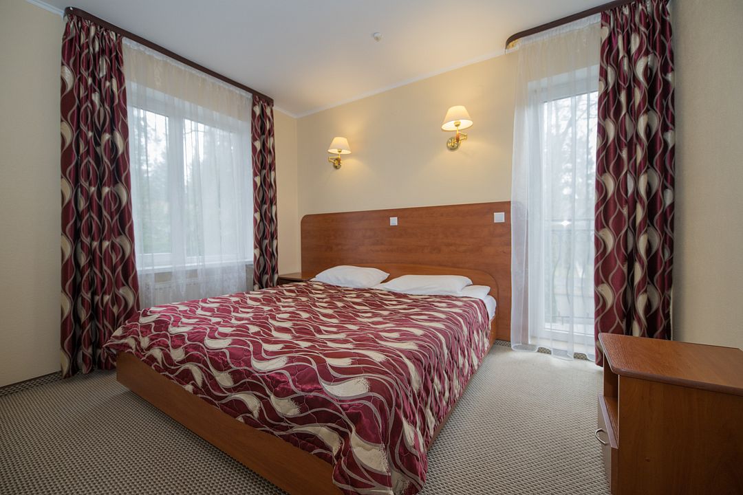 Стандартный Полулюкс 2-местный 2-комнатный (№ 2,6)