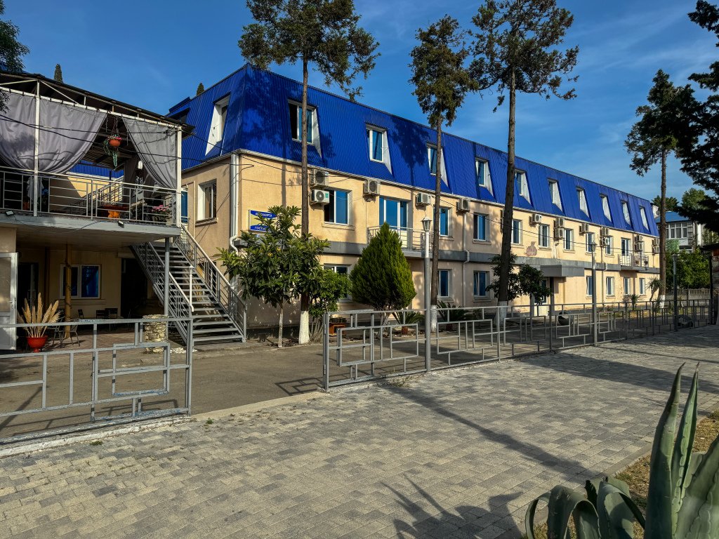 Курортный отель Мега, Гагрский район, Гагра , Абхазия