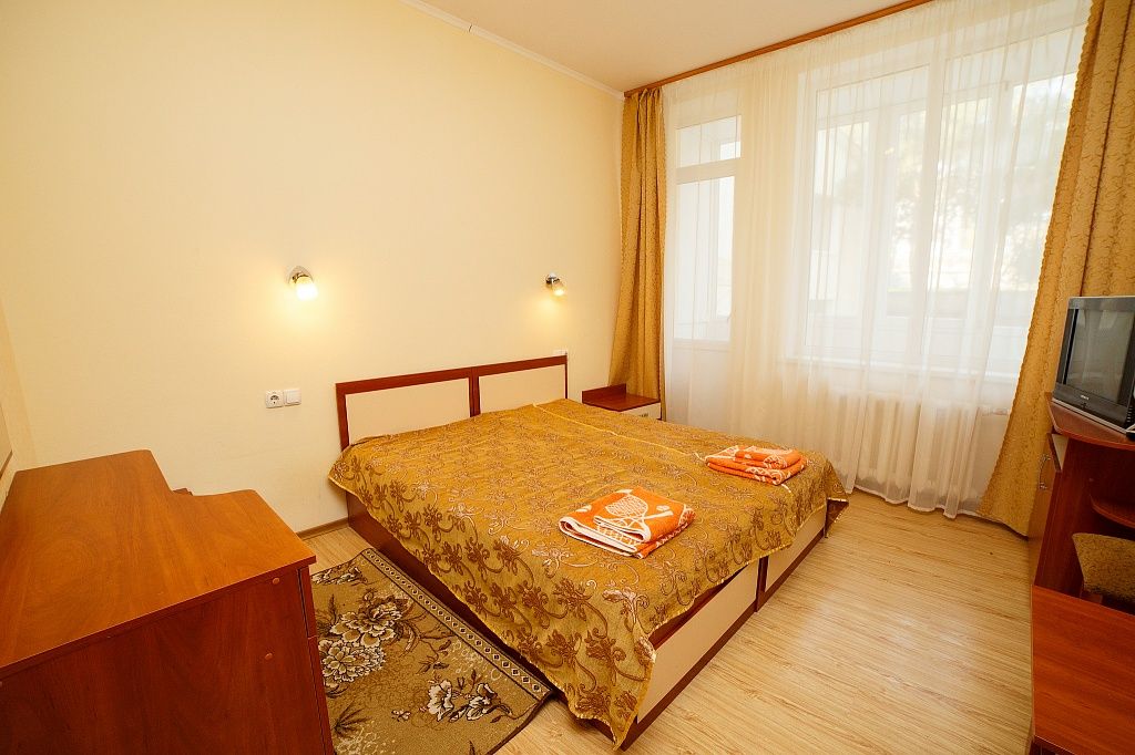 Стандартный 2-местный 1-комнатный (корпус 11, 3 категория)