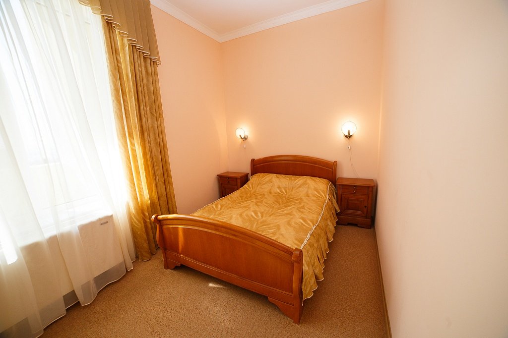 Люкс 2-местный 2-комнатный БЦ (7 категория)