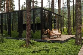 Дом 2-местный ЗЕРКАЛЬНЫЙ, База отдыха Pinewood Resort & Spa, село Усть-Муны