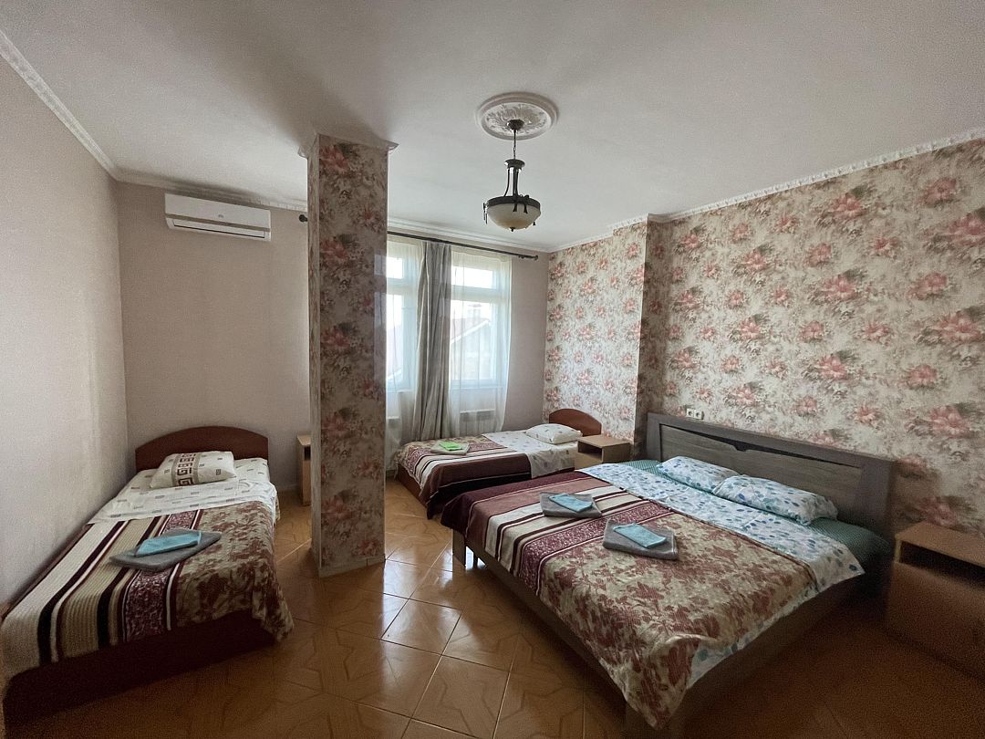 Стандартный 4-местный 1-комнатный