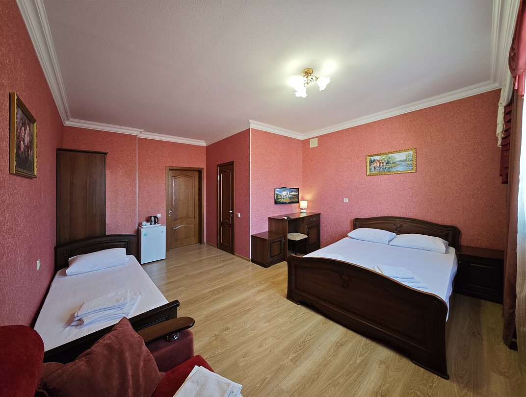 Семейный 4-местный