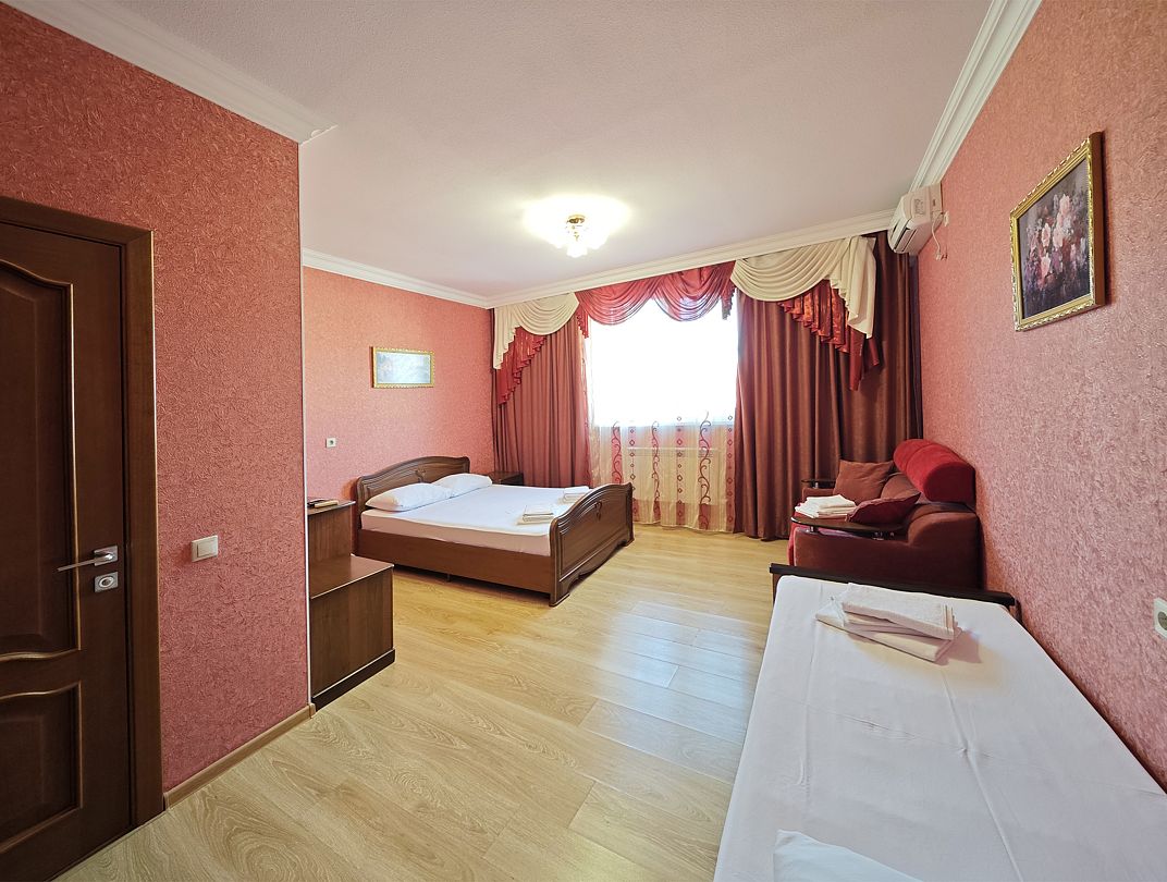 Семейный 4-местный