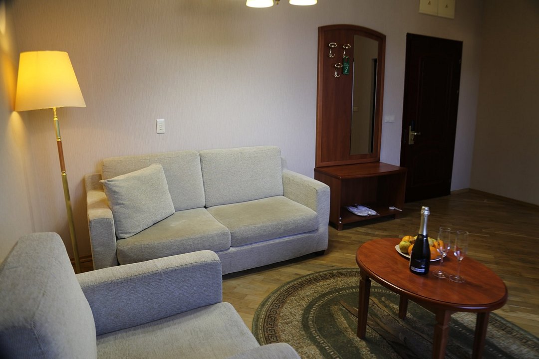 Люкс 2-местный 2-комнатный (корпус 2)