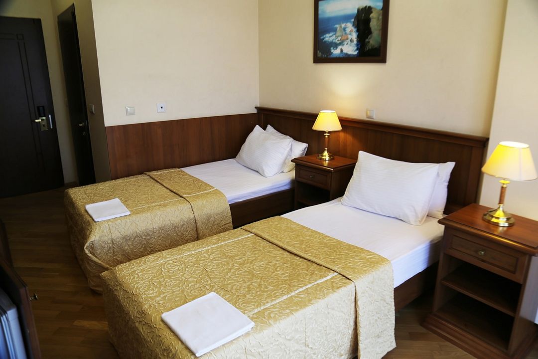 Стандартный 2-местный (TWIN с балконом, корпус 5)