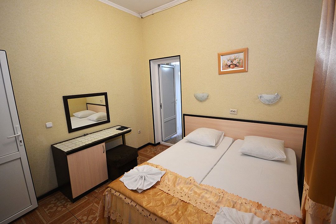 Семейный 4-местный 2-комнатный (с кухней)