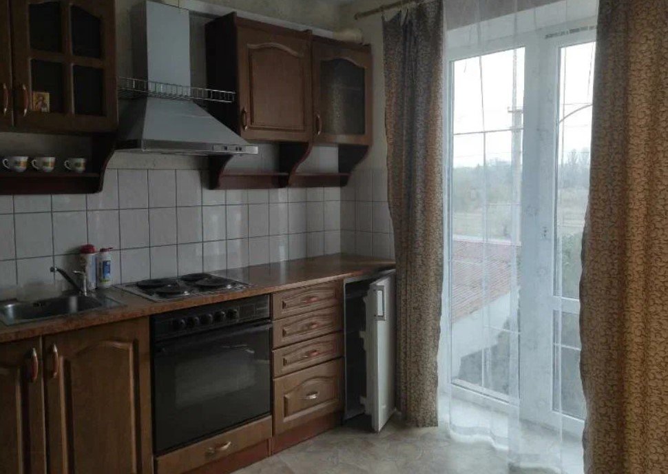 Студио 6-местный 1-комнатный