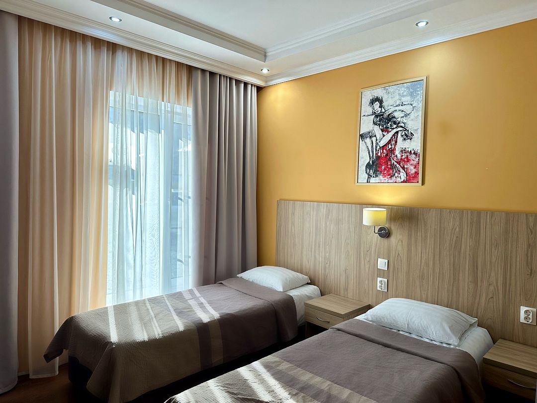 Стандартный 4-местный 1-комнатный