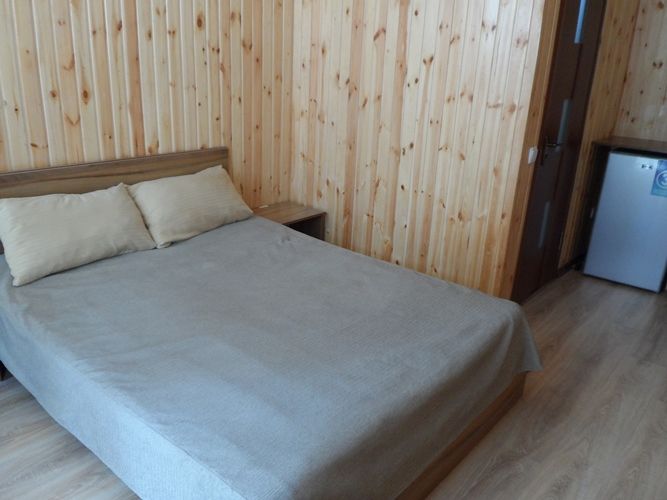 Коттедж 4-местный 2-комнатный (Люкс)