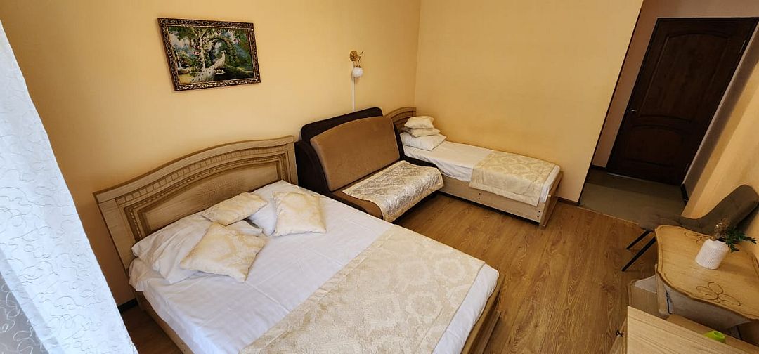 Полулюкс 4-местный 1-комнатный