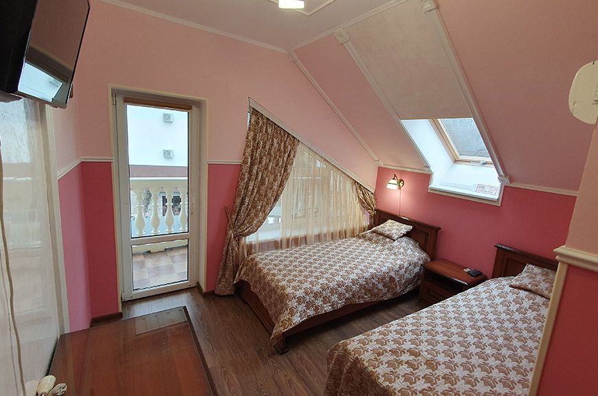 Люкс 4-местный 2-комнатный