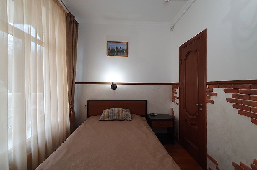 Стандартный 1-местный