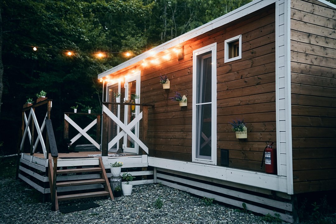 Коттедж 2-местный 1-комнатный (Лесной домик)