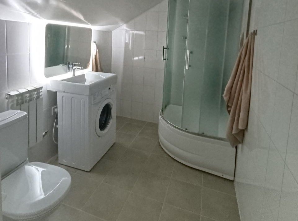 Апартаменты 4-местный (мансардный этаж)