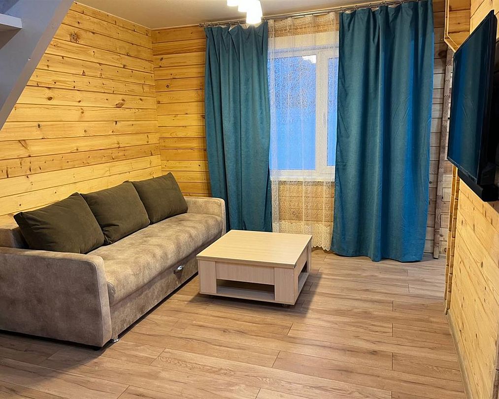 Дом 10-местный 2-этажный (№1)