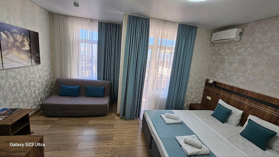 Семейный 5-местный (с видом на море)