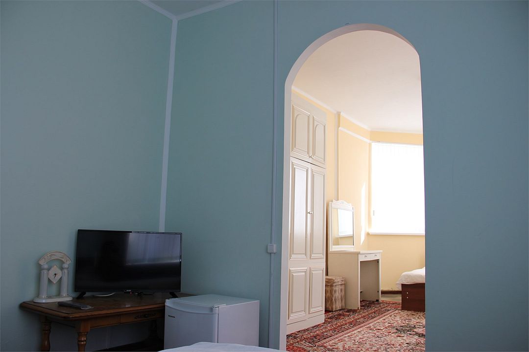 Семейный 5-местный (303)