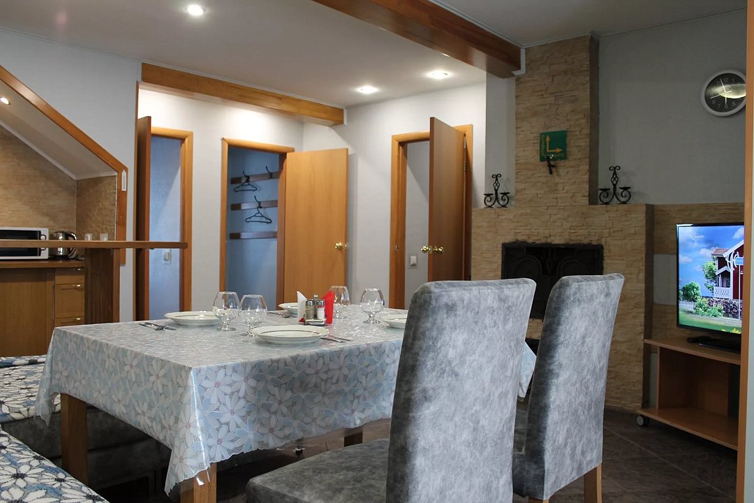 Коттедж 6-местный (дом №10)