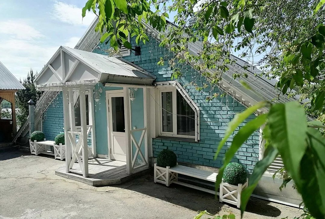 Коттедж 6-местный (дом №10)