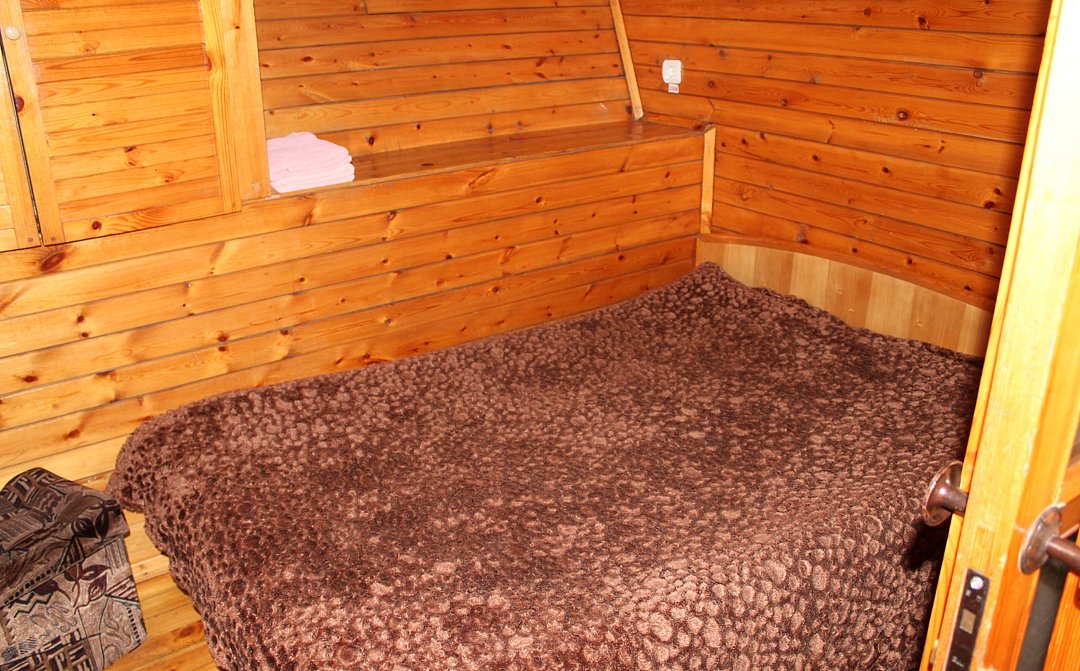 Номер 4-местный 3-комнатный 2-уровневый (№1,3)