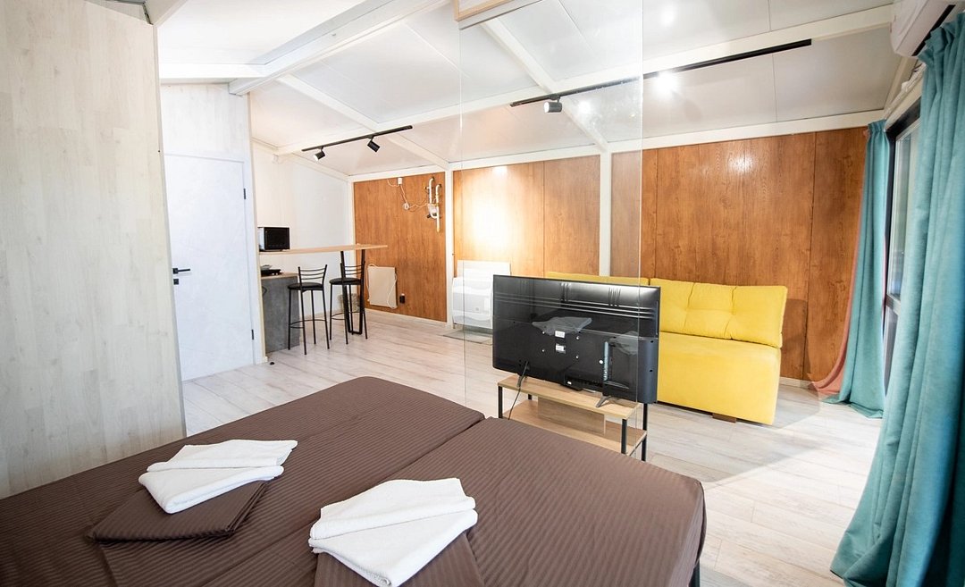 Дом Смарт Хаус 4-местный №10