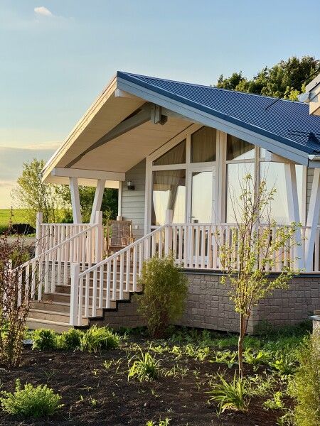 Дом 4-местный 2-комнатный (с террасой)