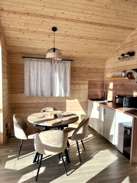 Дом 4-местный 2-комнатный (с террасой)