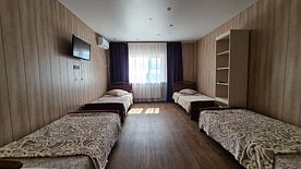 Четырёхместный номер КОМФОРТ с четырьмя кроватями, База отдыха Усадьба Рассвет | Рыбалка в Астрахани, поселок Никольское