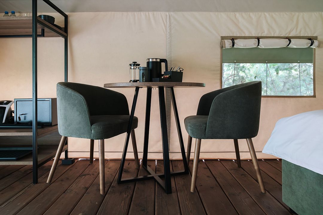 Тент-хаус 2-местный (у реки)