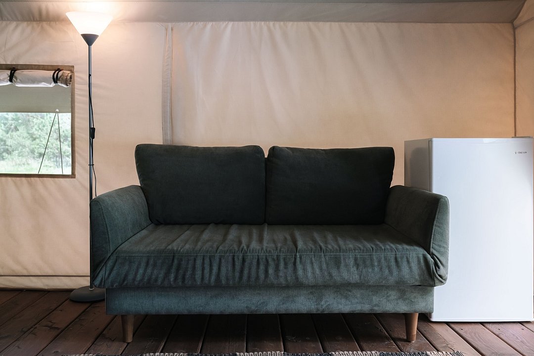 Тент-хаус 2-местный (у реки) с купелью