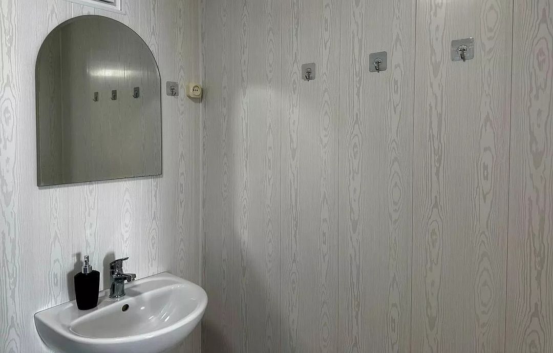 Домик 3-местный (с террасой)