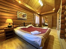 Шанти Дом №1 с 2 комнатами с балконом и с красивым видом из окна, Эко-усадьба Шанти, Калининский район