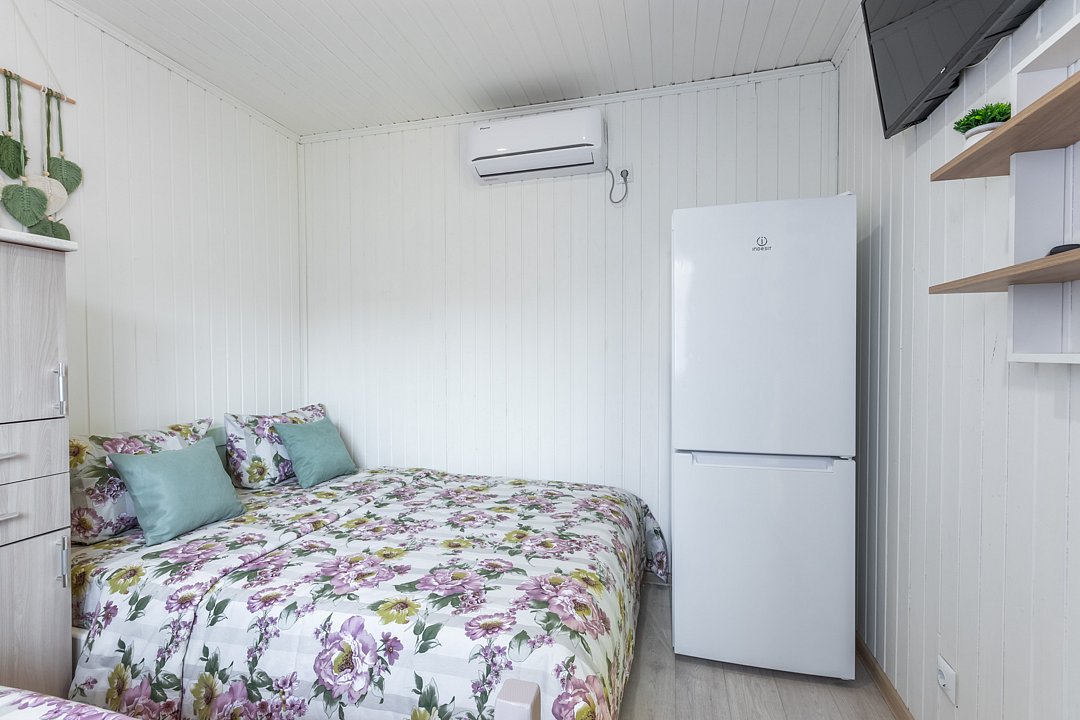 Домик 6-местный 2-комнатный