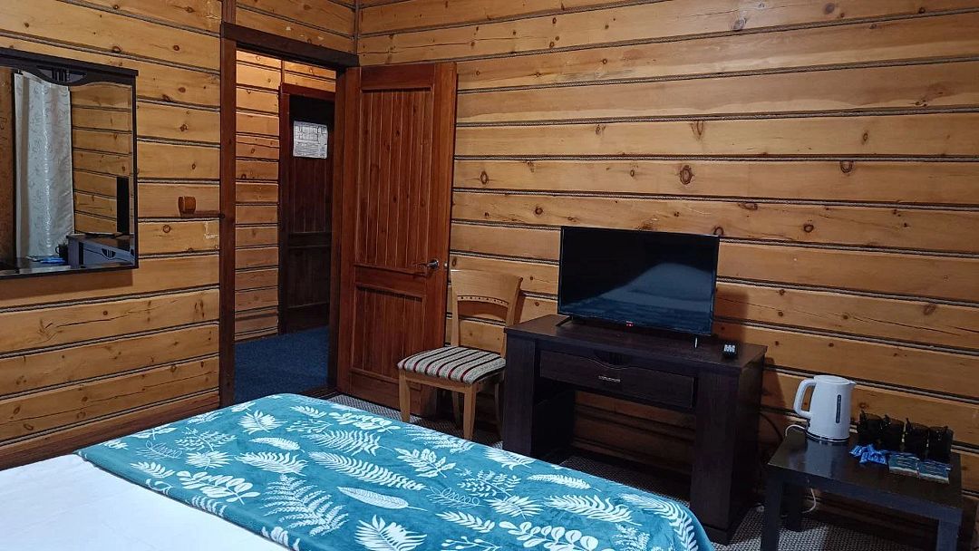 Люкс 4-местный 2-комнатный (№20)