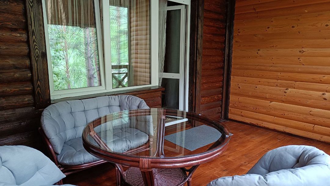 Люкс 4-местный 2-комнатный (№20)