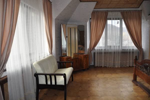 Люкс 4-местный (в двух уровнях)