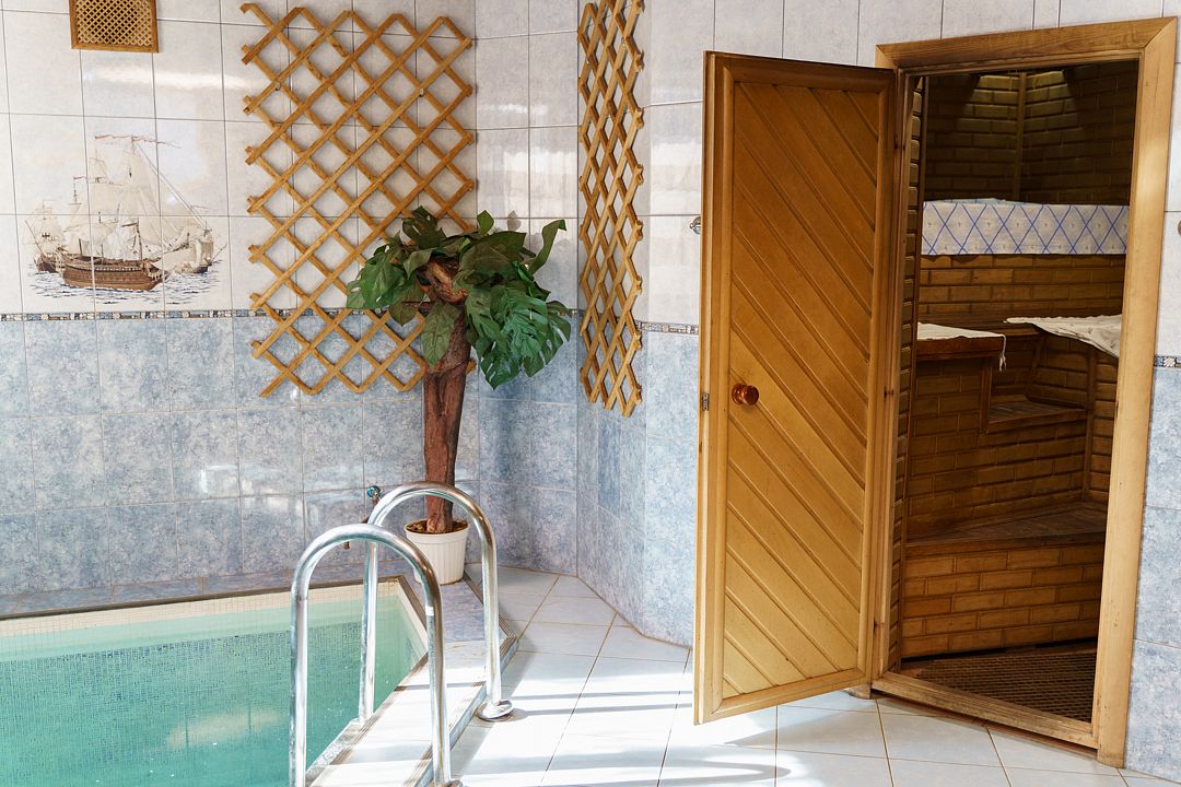 Люкс 4-местный (с камином)