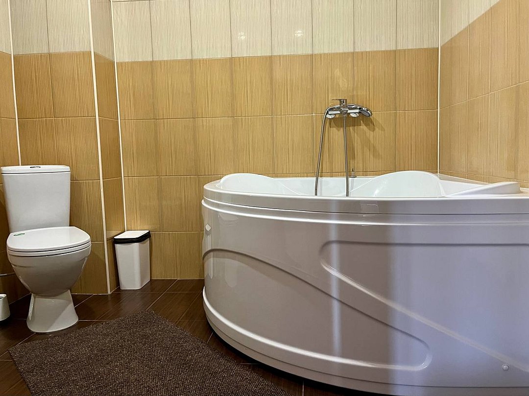 Люкс 4-местный 2-комнатный DBL