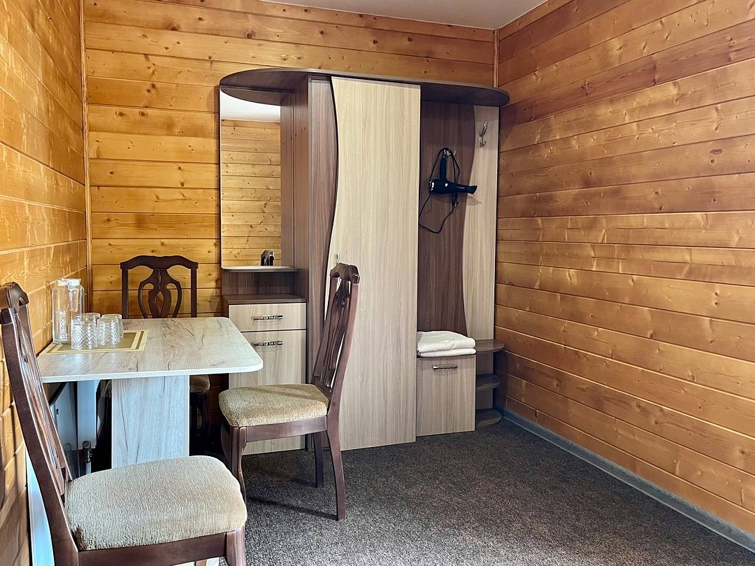 Люкс 4-местный 2-комнатный DBL