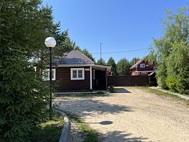 Коттедж c 1 комнатой, База отдыха На волне, Брейтово